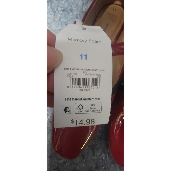 Time & Tru Women's Mary Janes Mrmory Foam Red Size 11 - Picture 2 of 7